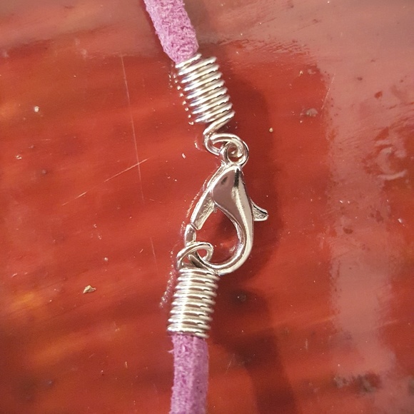 NWOT 18" leather cord With tear drop shaped stone. - Picture 2 of 4